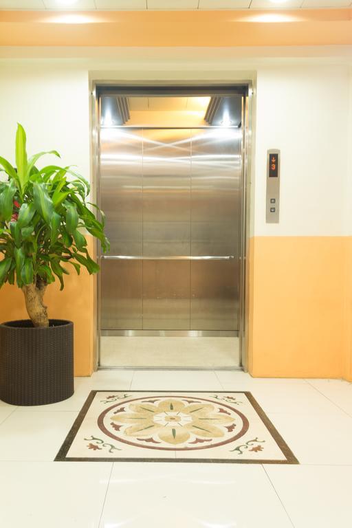 City Center Hotel Baguio City Екстериор снимка