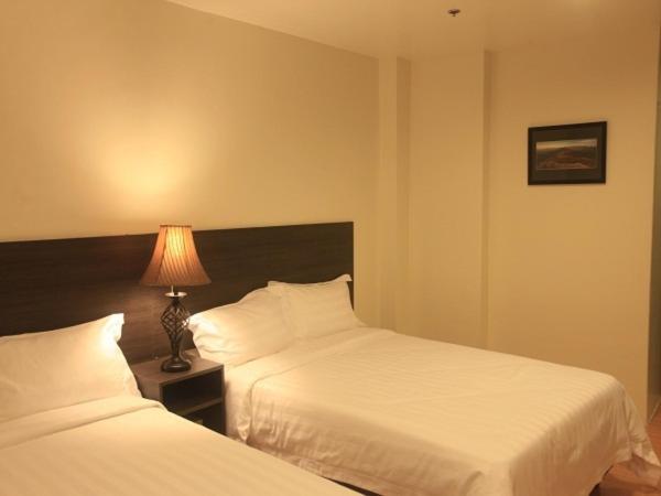 City Center Hotel Baguio City Стая снимка