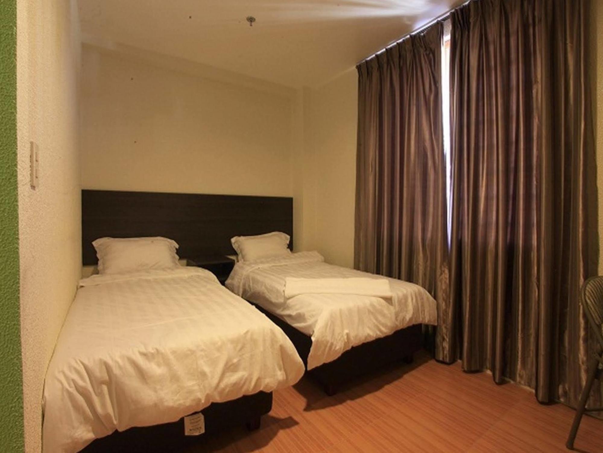 City Center Hotel Baguio City Екстериор снимка