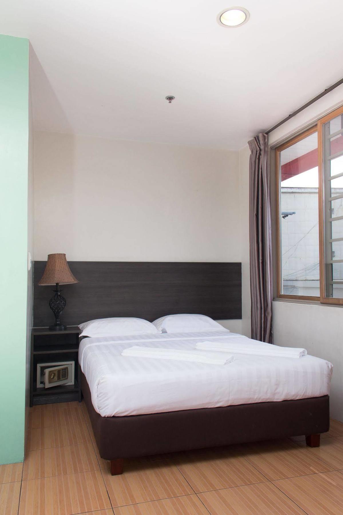 City Center Hotel Baguio City Екстериор снимка